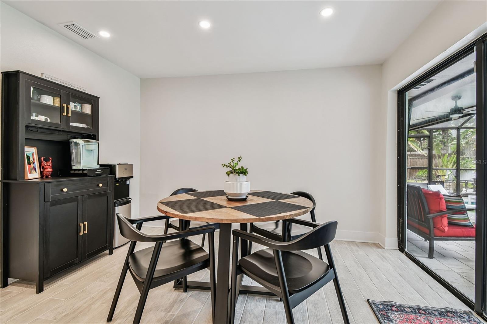 COUNTRY PLACE UNIT VI - Residential
