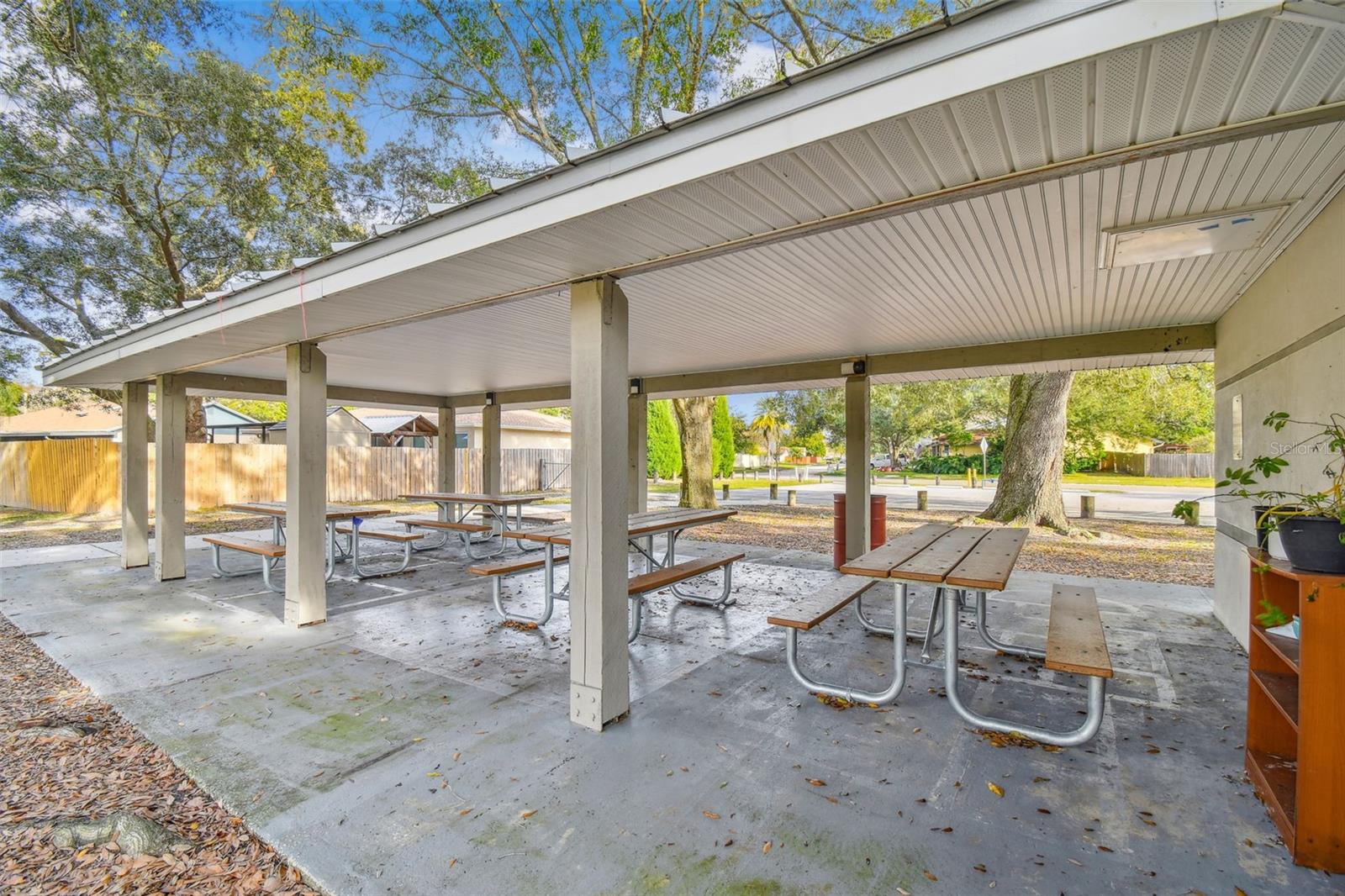 COUNTRY PLACE UNIT VI - Residential