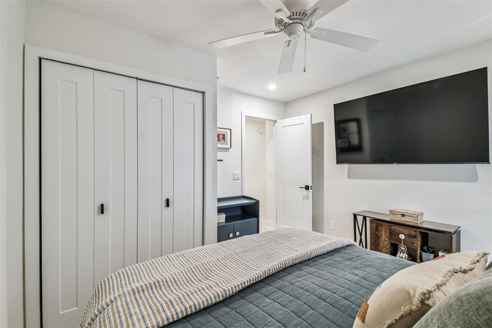COUNTRY PLACE UNIT VI - Residential