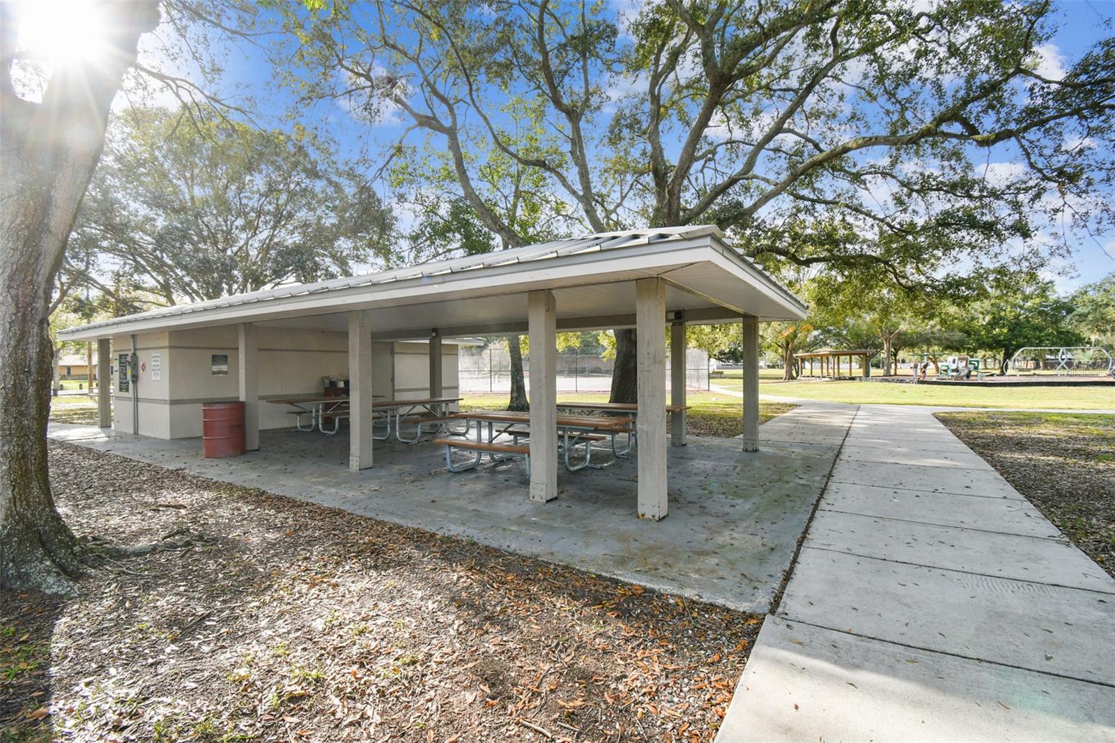 COUNTRY PLACE UNIT VI - Residential