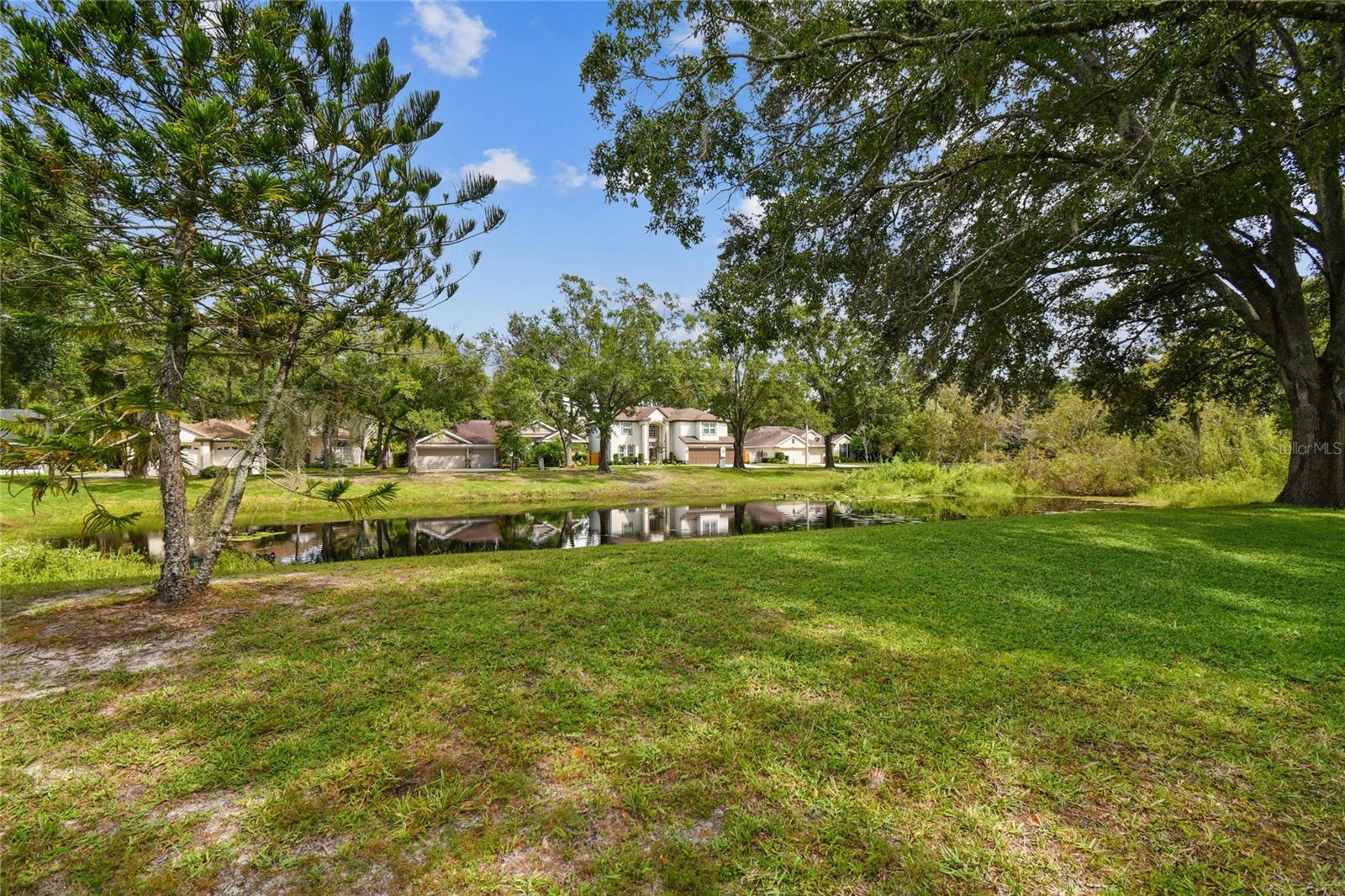 COUNTRY PLACE UNIT VI - Residential
