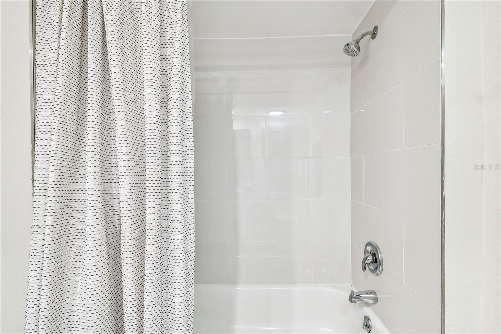 COUNTRY PLACE UNIT VI - Residential