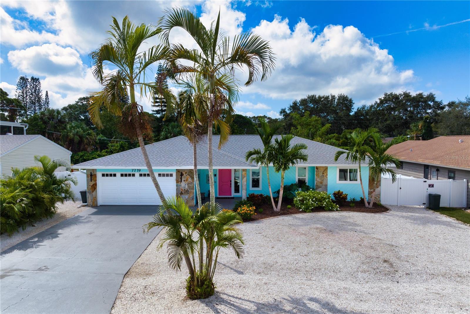 PALMA SOLA PINES II - Residential