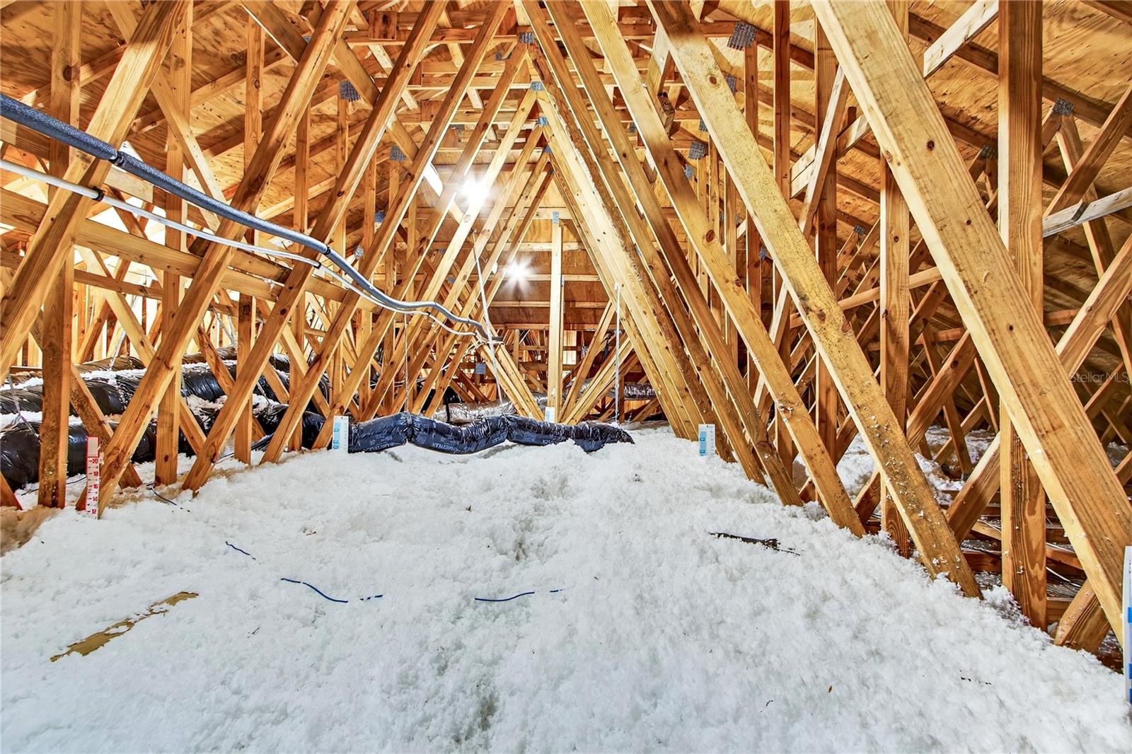 KINGSBRIDGE WEST - Residential