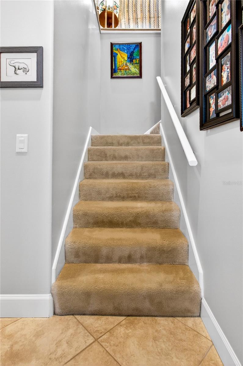 KINGSBRIDGE WEST - Residential