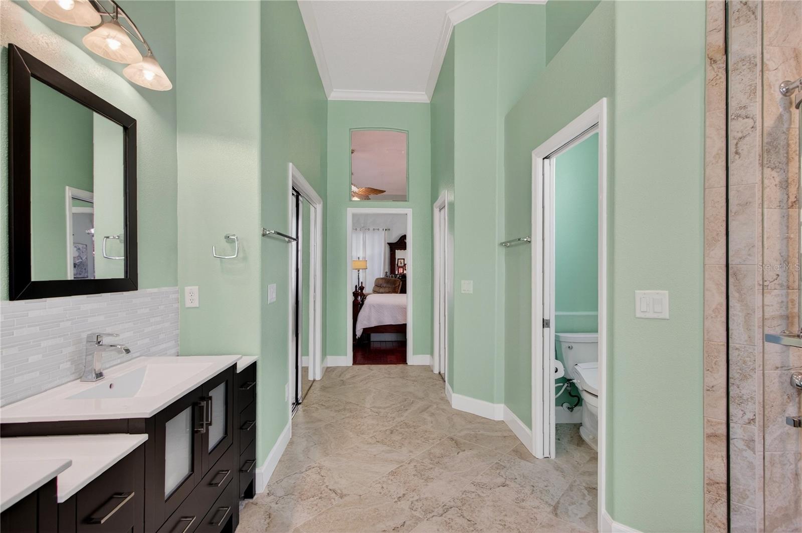 KINGSBRIDGE WEST - Residential