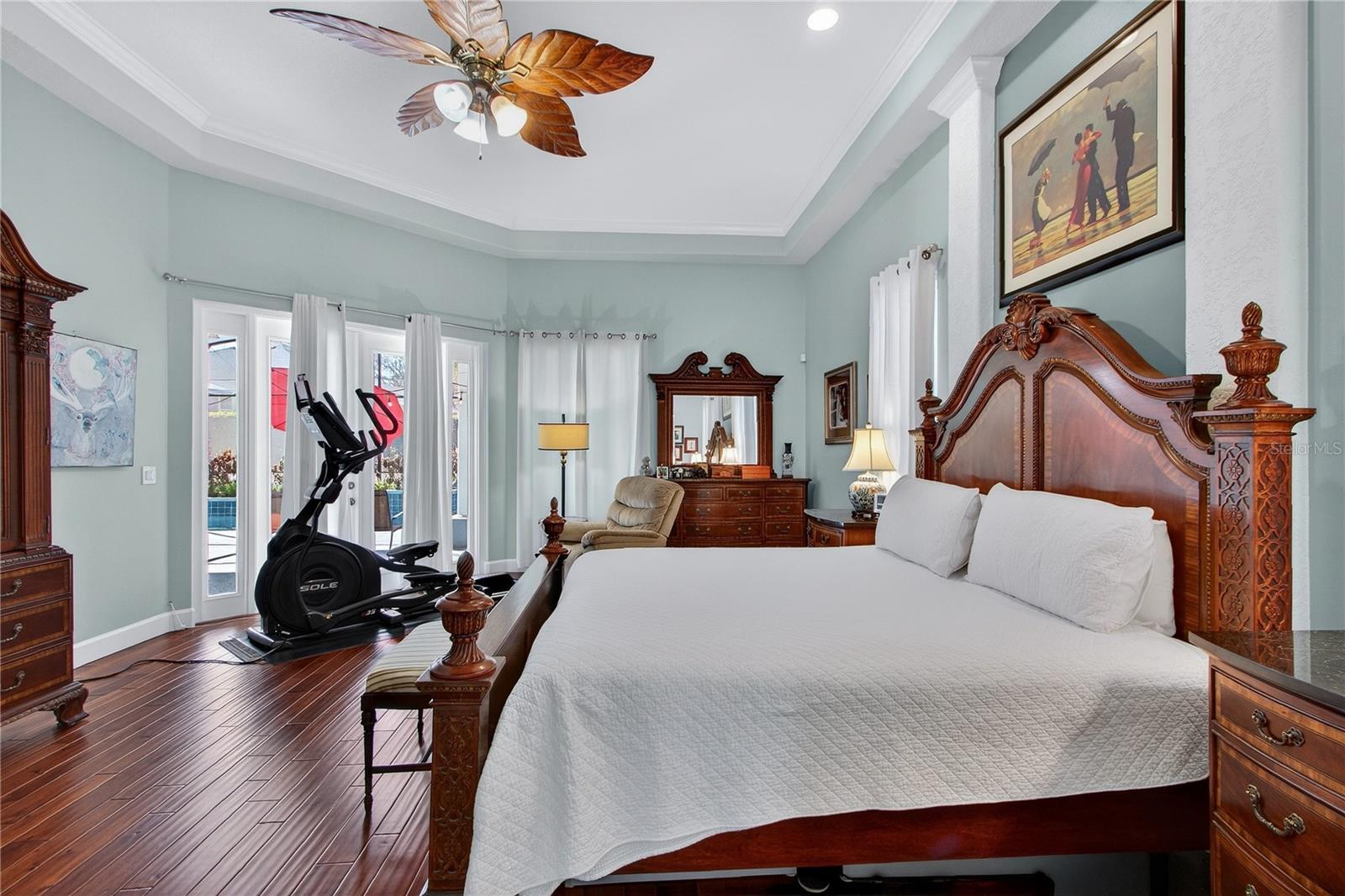 KINGSBRIDGE WEST - Residential