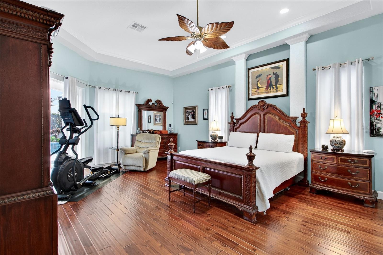 KINGSBRIDGE WEST - Residential