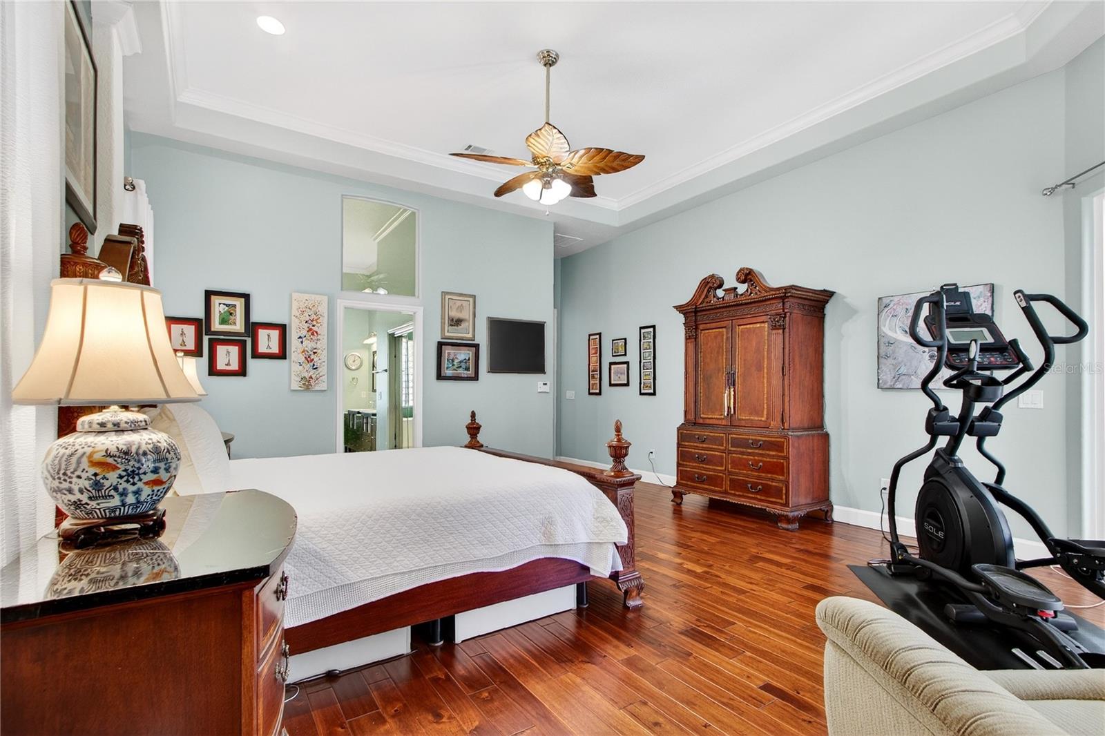 KINGSBRIDGE WEST - Residential