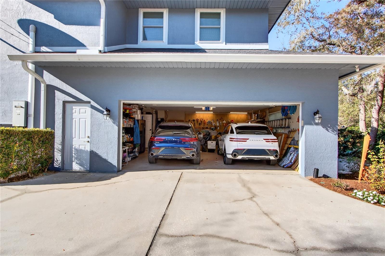 KINGSBRIDGE WEST - Residential