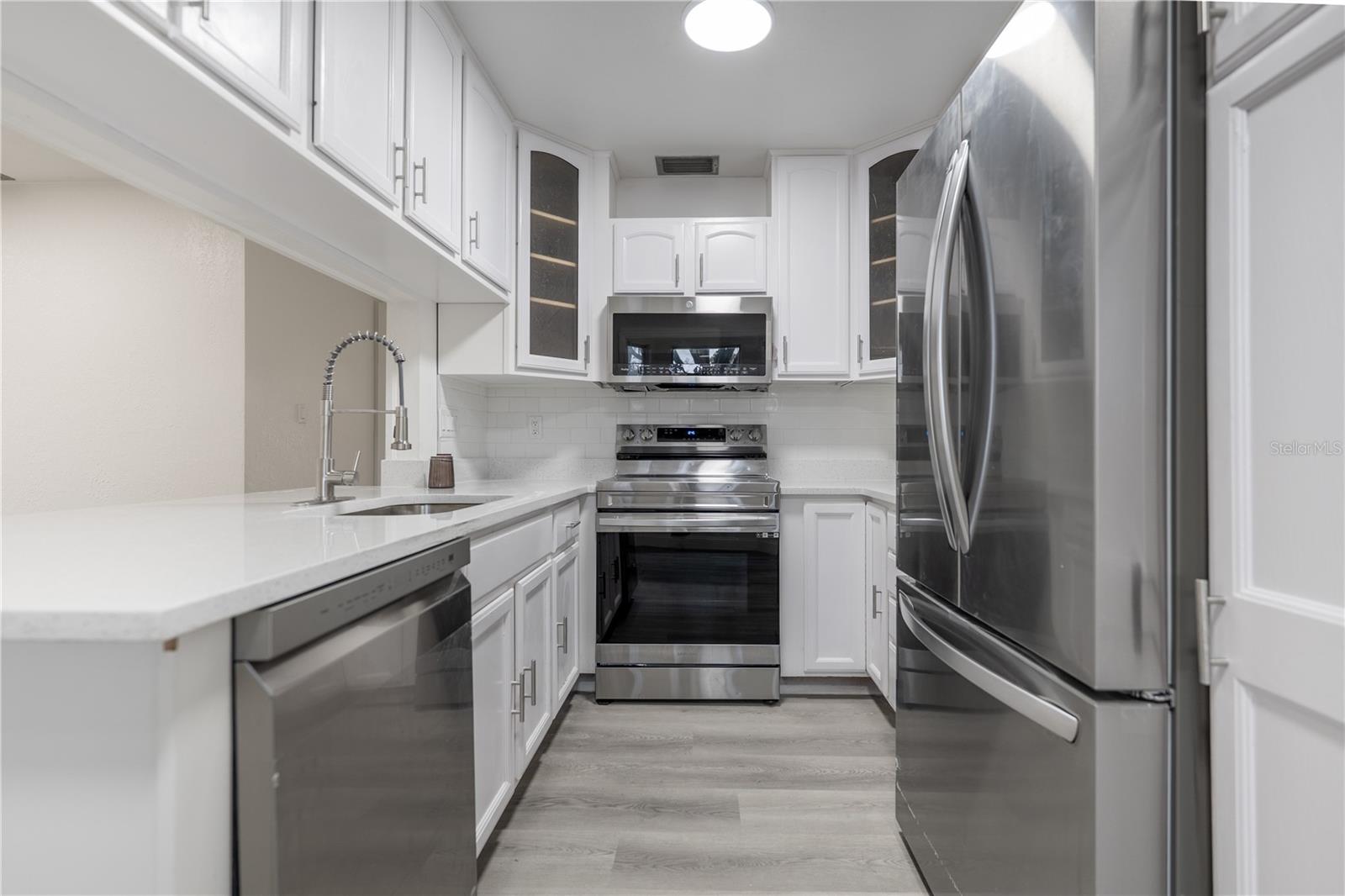 ENGELWOOD PARK - Residential