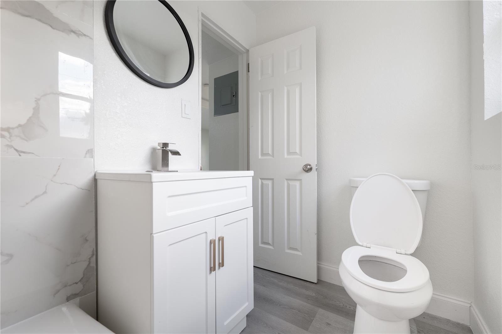 ENGELWOOD PARK - Residential