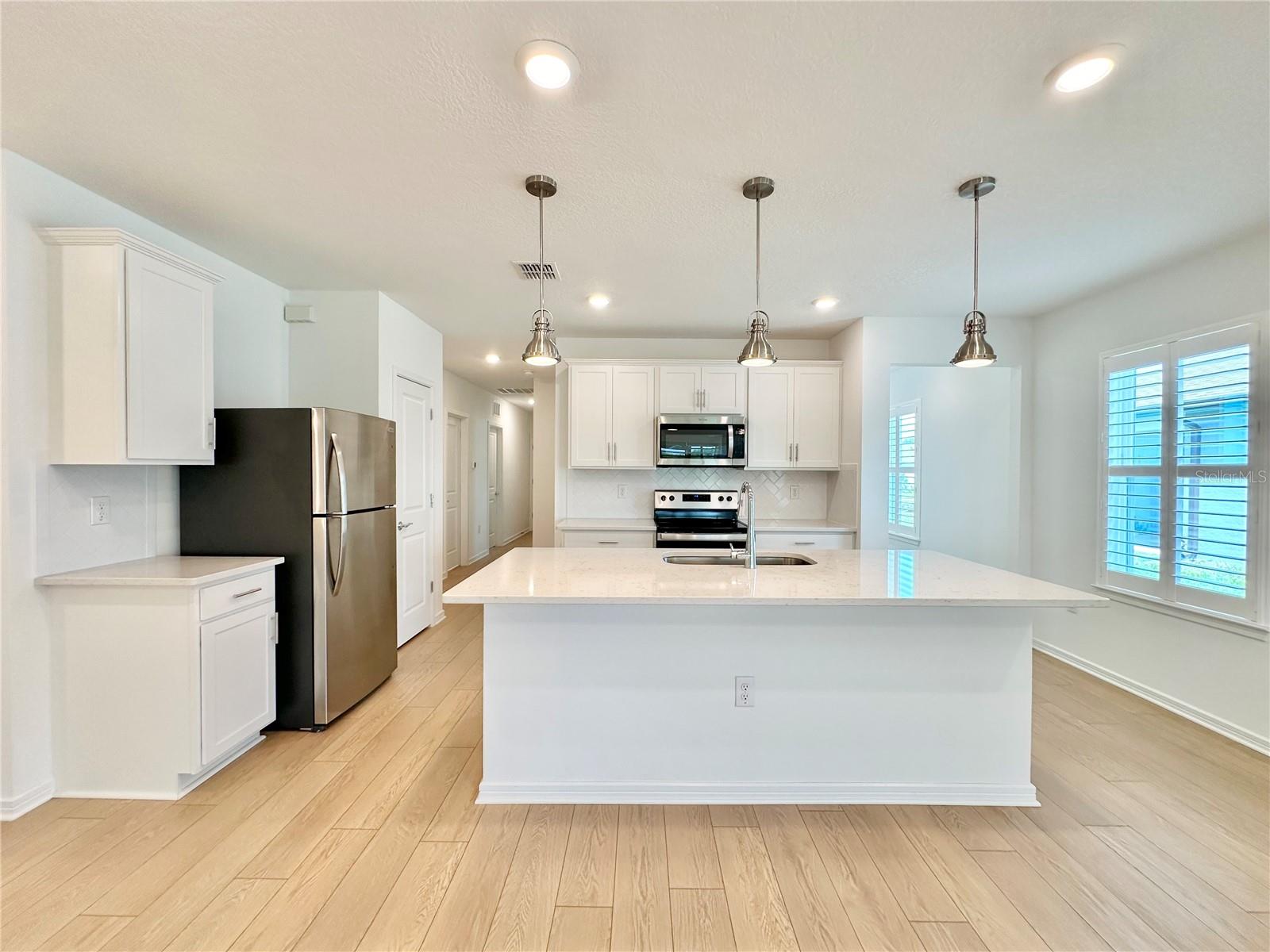 STONE CRK BY DEL WEBB SUNDANCE - Residential Lease