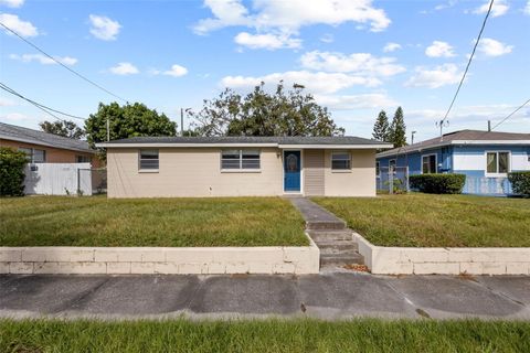 A home in TAMPA