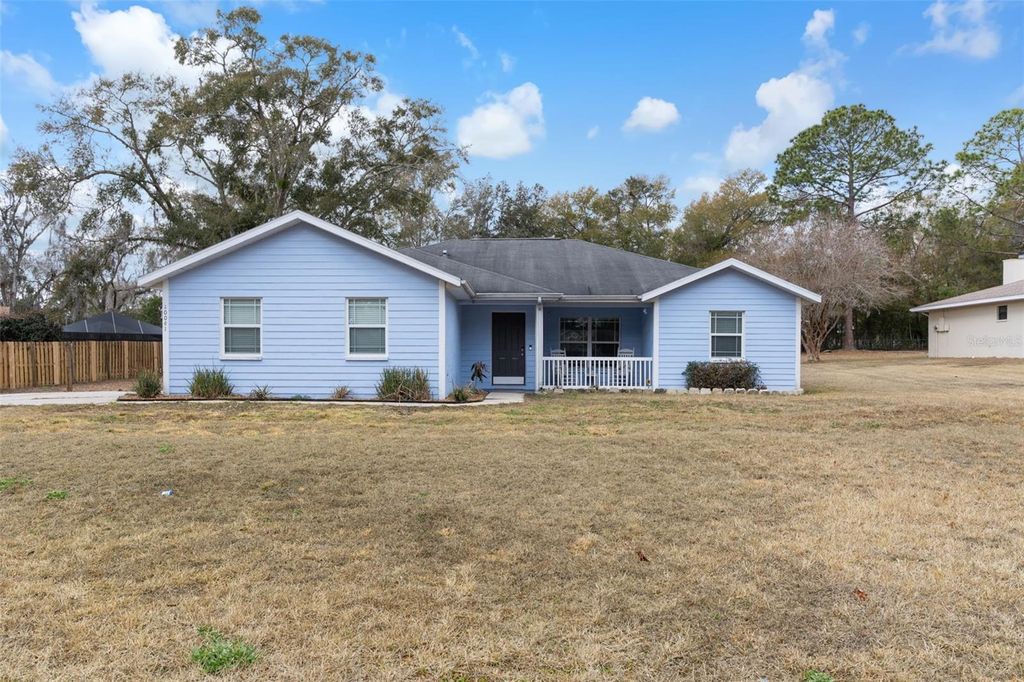 Photo of 10041 Kimbrough Drive, Brooksville, FL 34601 (MLS # W7883036)