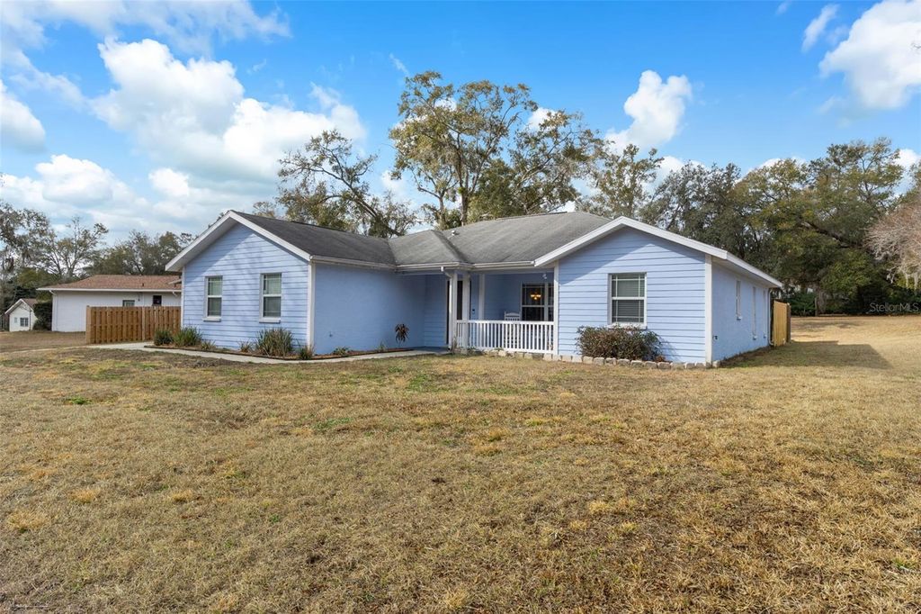 Photo of 10041 Kimbrough Drive, Brooksville, FL 34601 (MLS # W7883036)