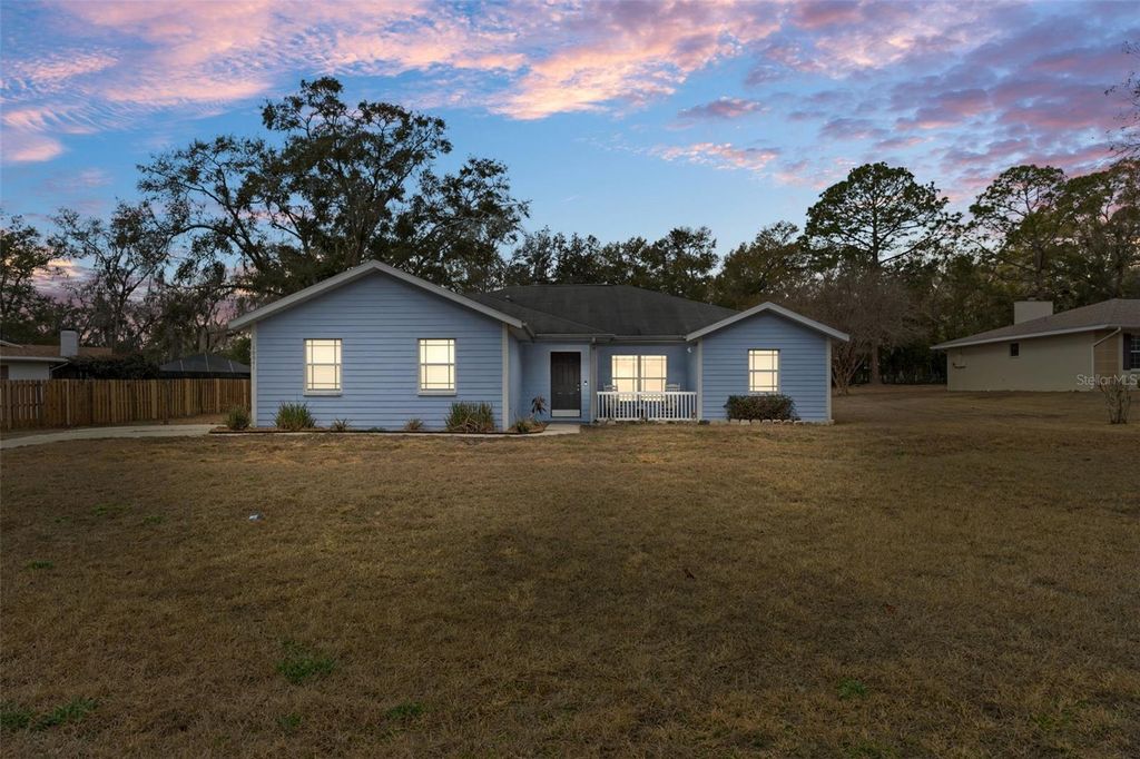 Photo of 10041 Kimbrough Drive, Brooksville, FL 34601 (MLS # W7883036)