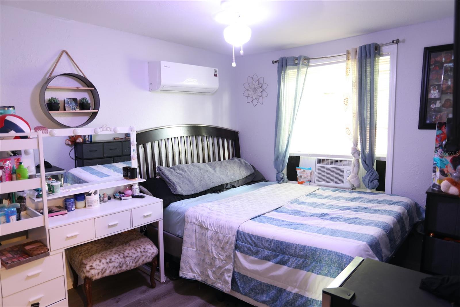 MAC ARTHUR HEIGHTS ADD 01 - Residential
