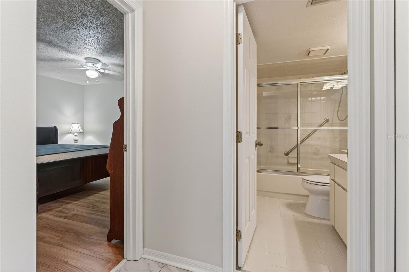 REGENCY PARK - Residential