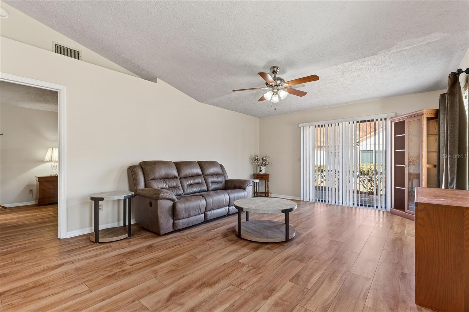 REGENCY PARK - Residential