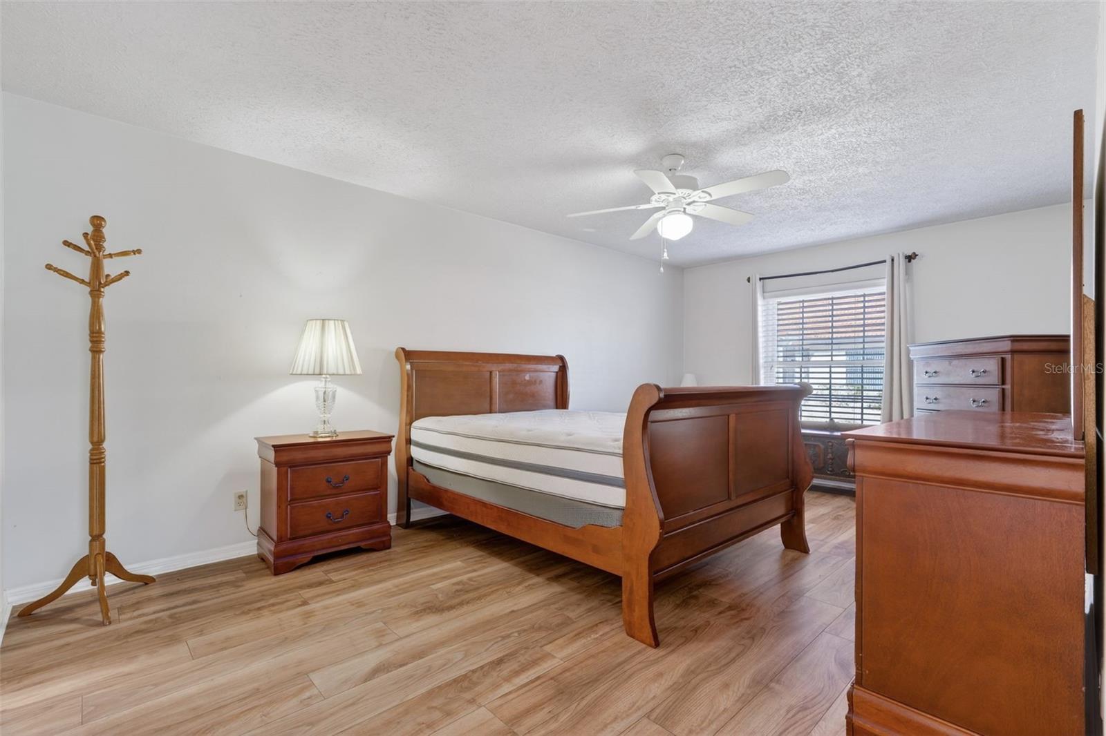 REGENCY PARK - Residential