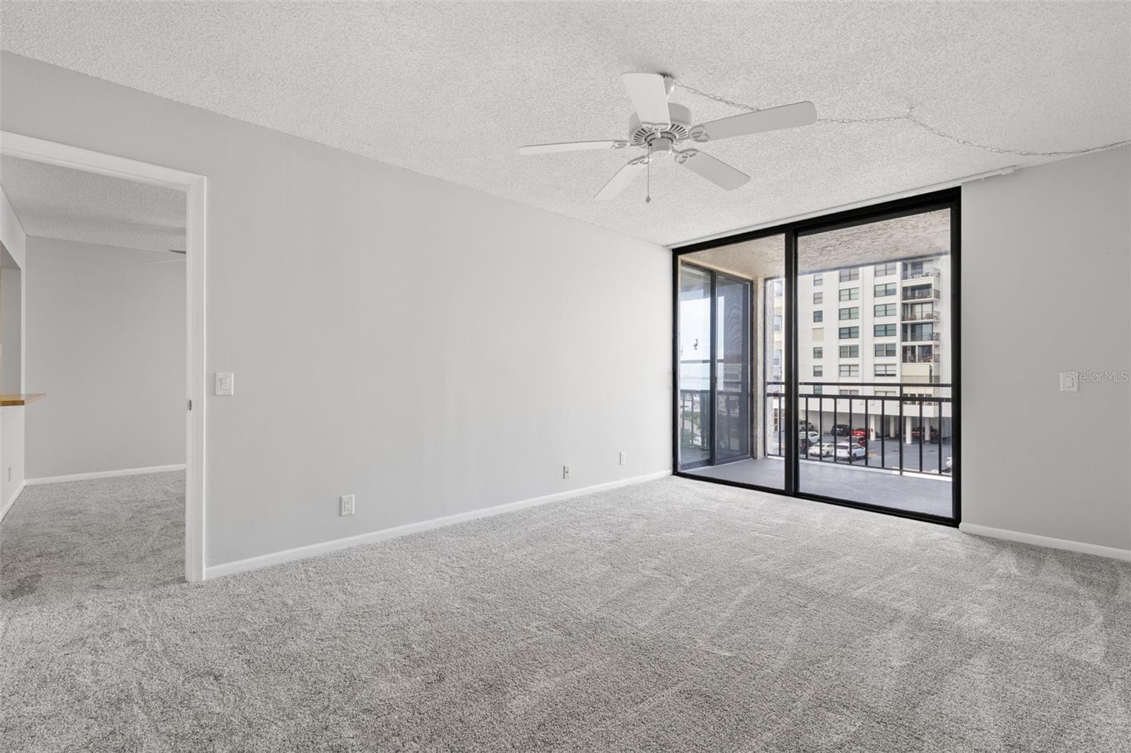 CASA DEL MAR V CONDO BLDG H, UNIT 503 - Residential