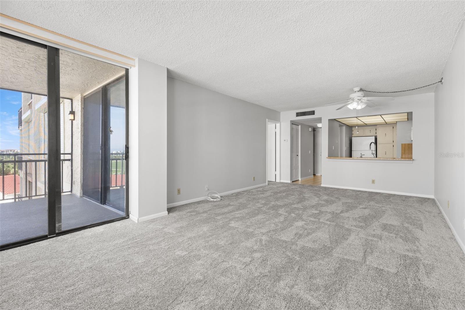 CASA DEL MAR V CONDO BLDG H, UNIT 503 - Residential