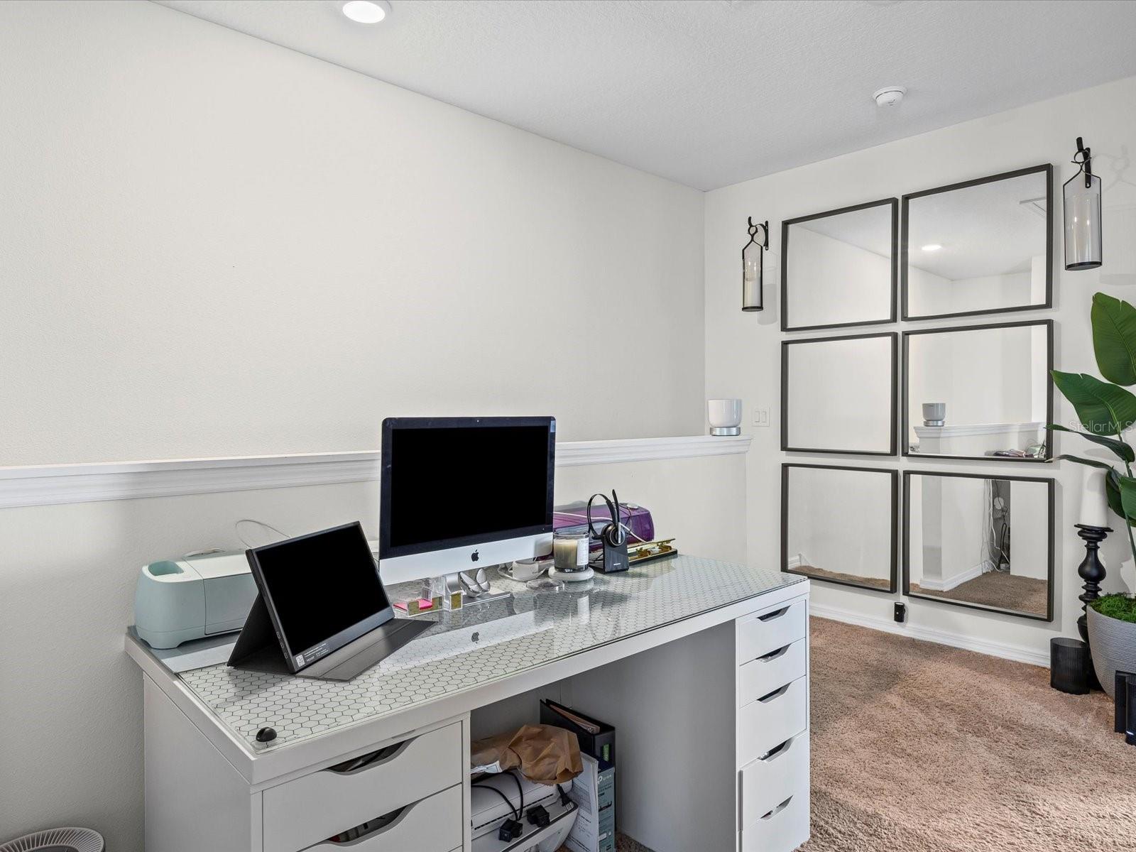 LAKE BLUFF/TOWN CENTER EAST-PH - Residential