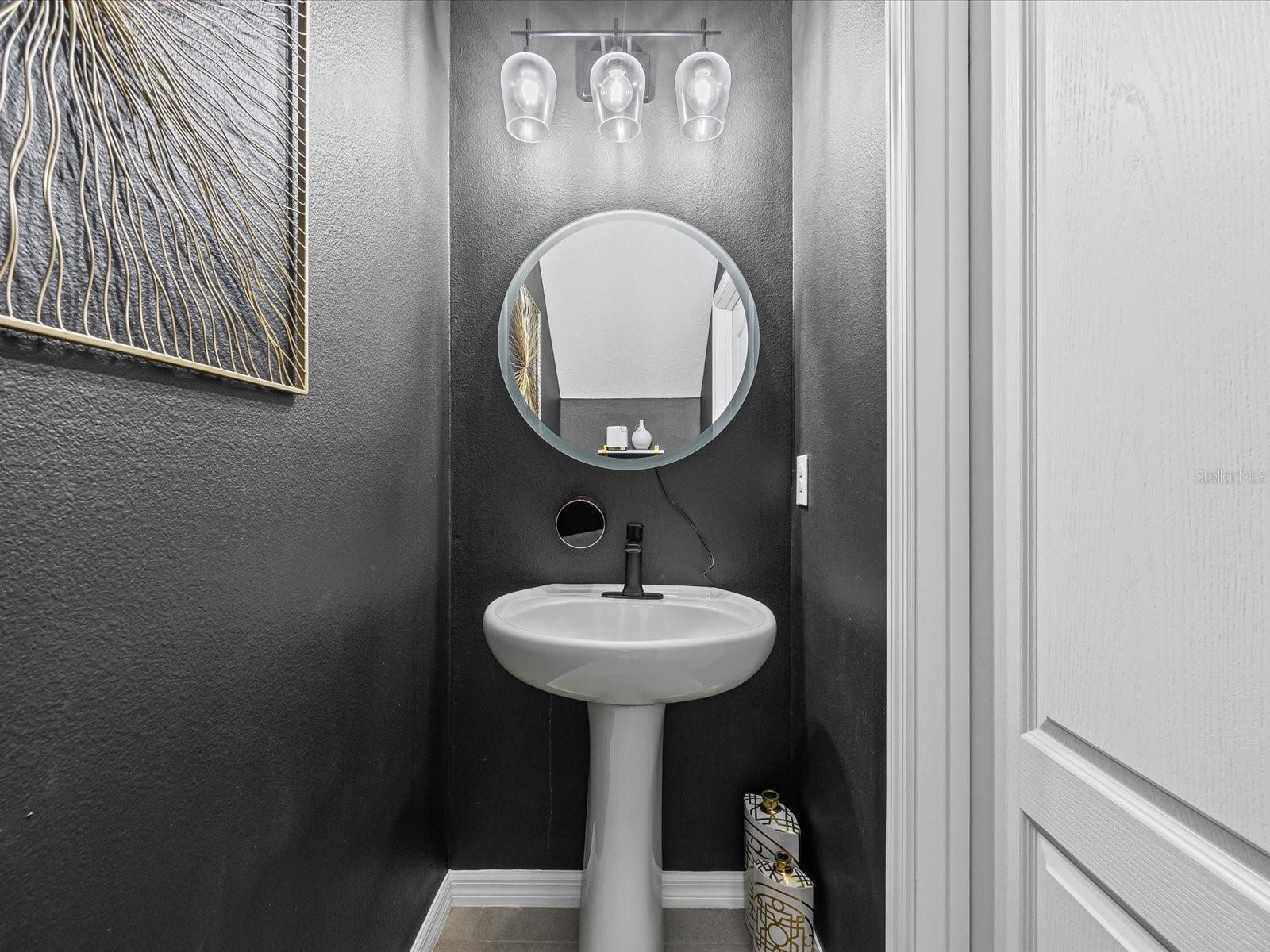 LAKE BLUFF/TOWN CENTER EAST-PH - Residential