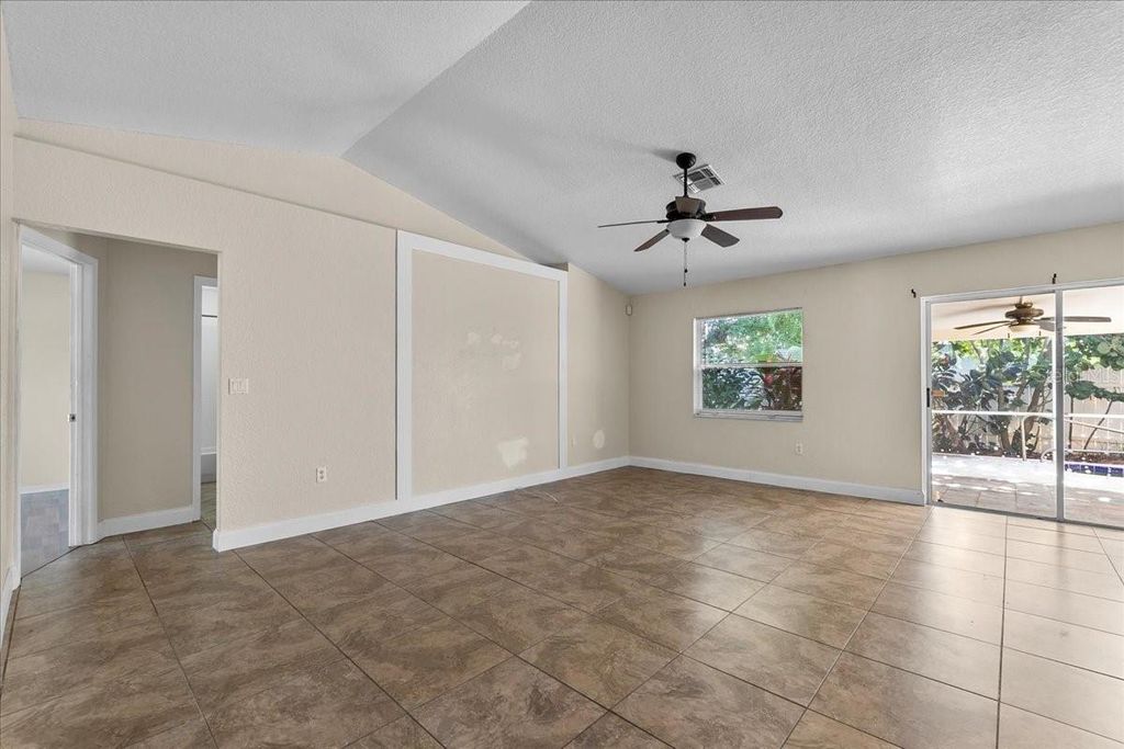 Photo of 307 Sterling Drive, Winter Haven, FL 33884 (MLS # S5150673)
