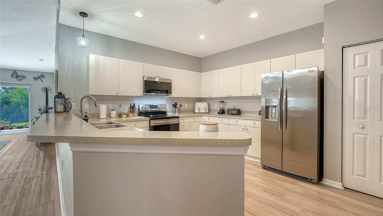 VILLAS AT OAK BEND - Residential