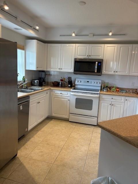 5300 S ATLANTIC AVENUE 8-401