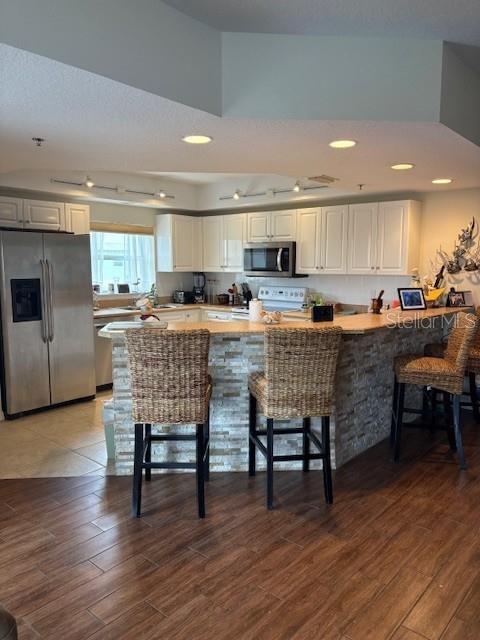 5300 S ATLANTIC AVENUE 8-401