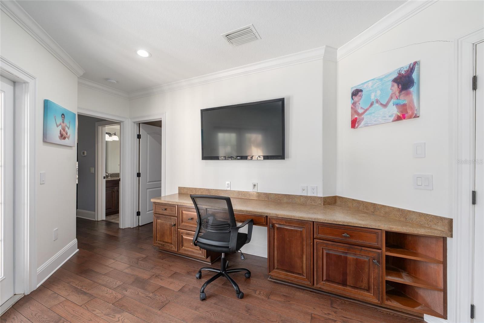 BELLECHASE LAURELS - Residential