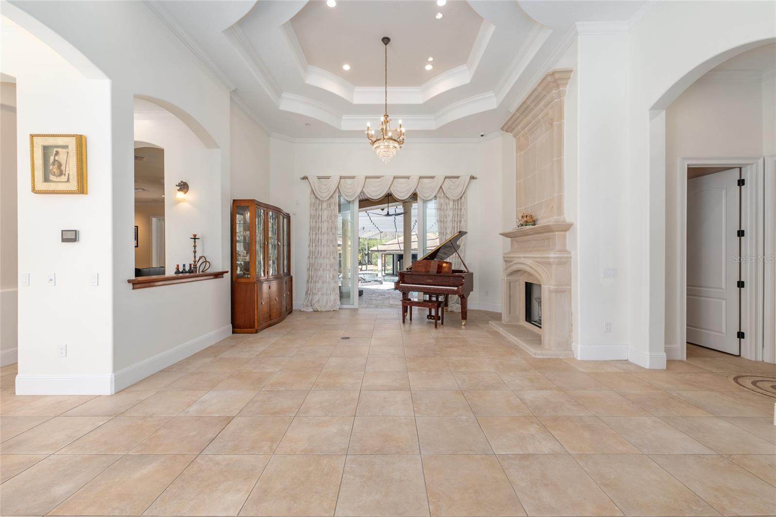 BELLECHASE LAURELS - Residential