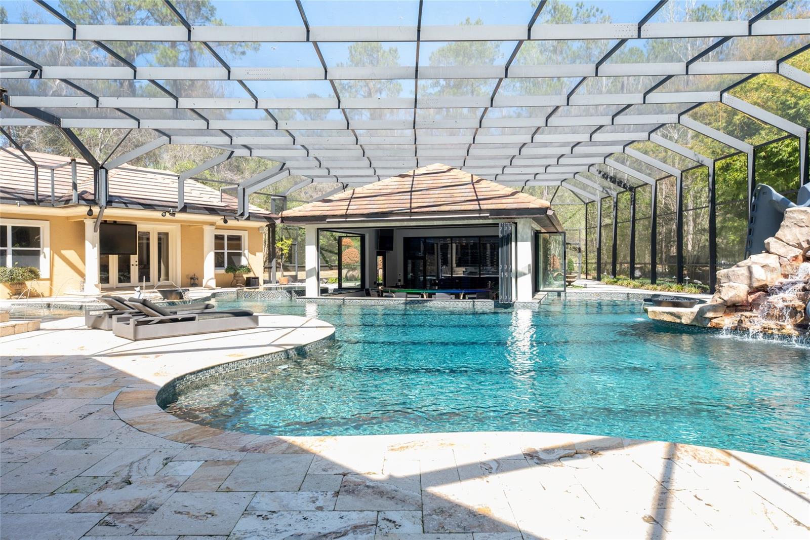 BELLECHASE LAURELS - Residential