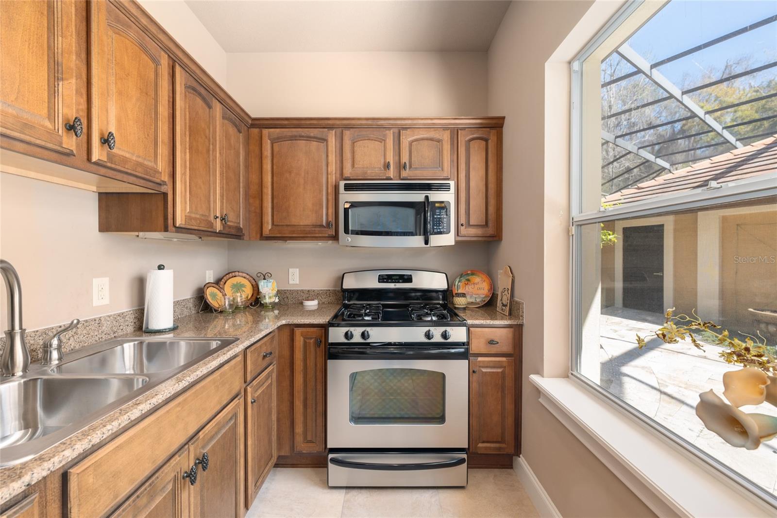 BELLECHASE LAURELS - Residential