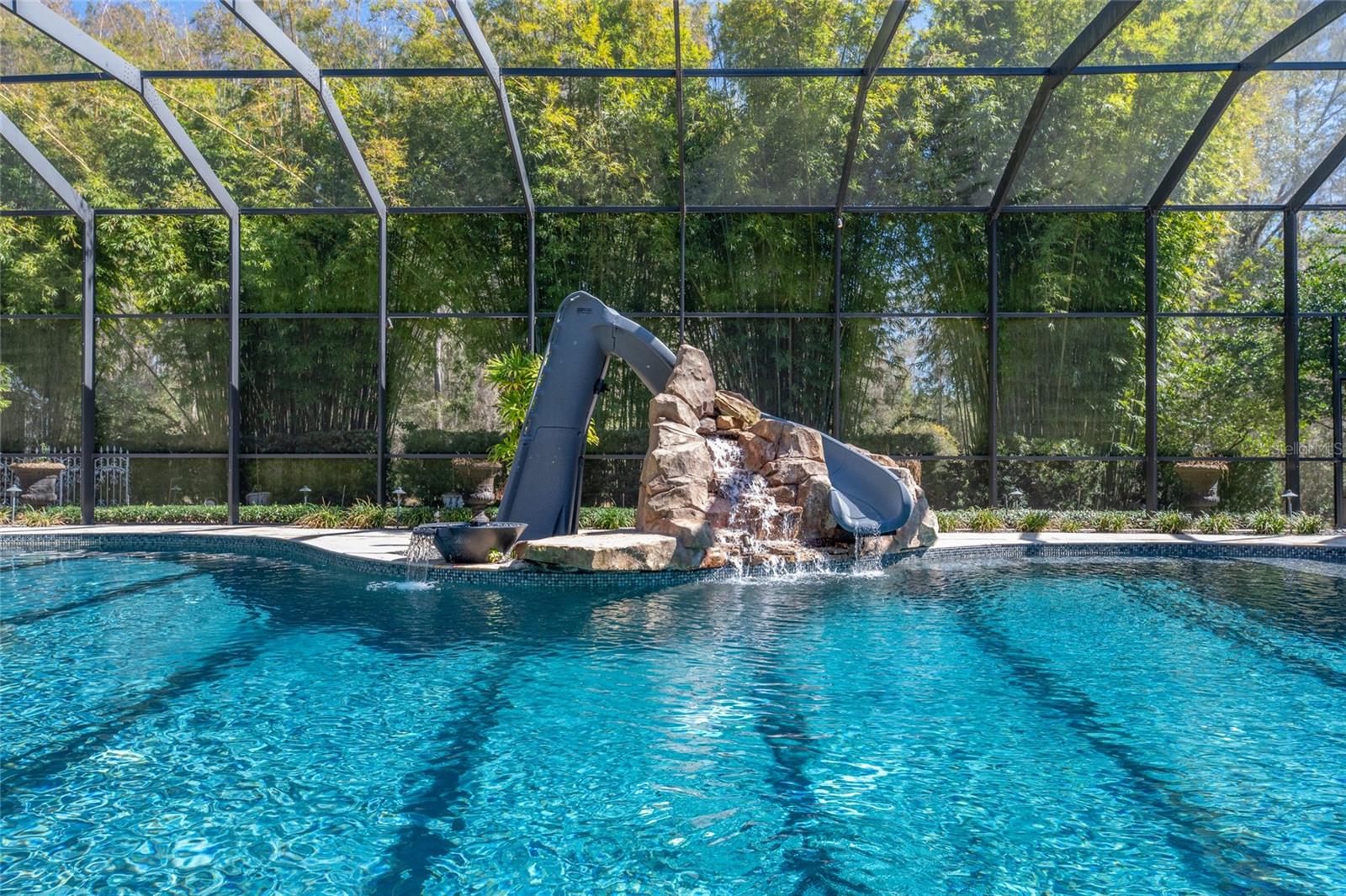 BELLECHASE LAURELS - Residential