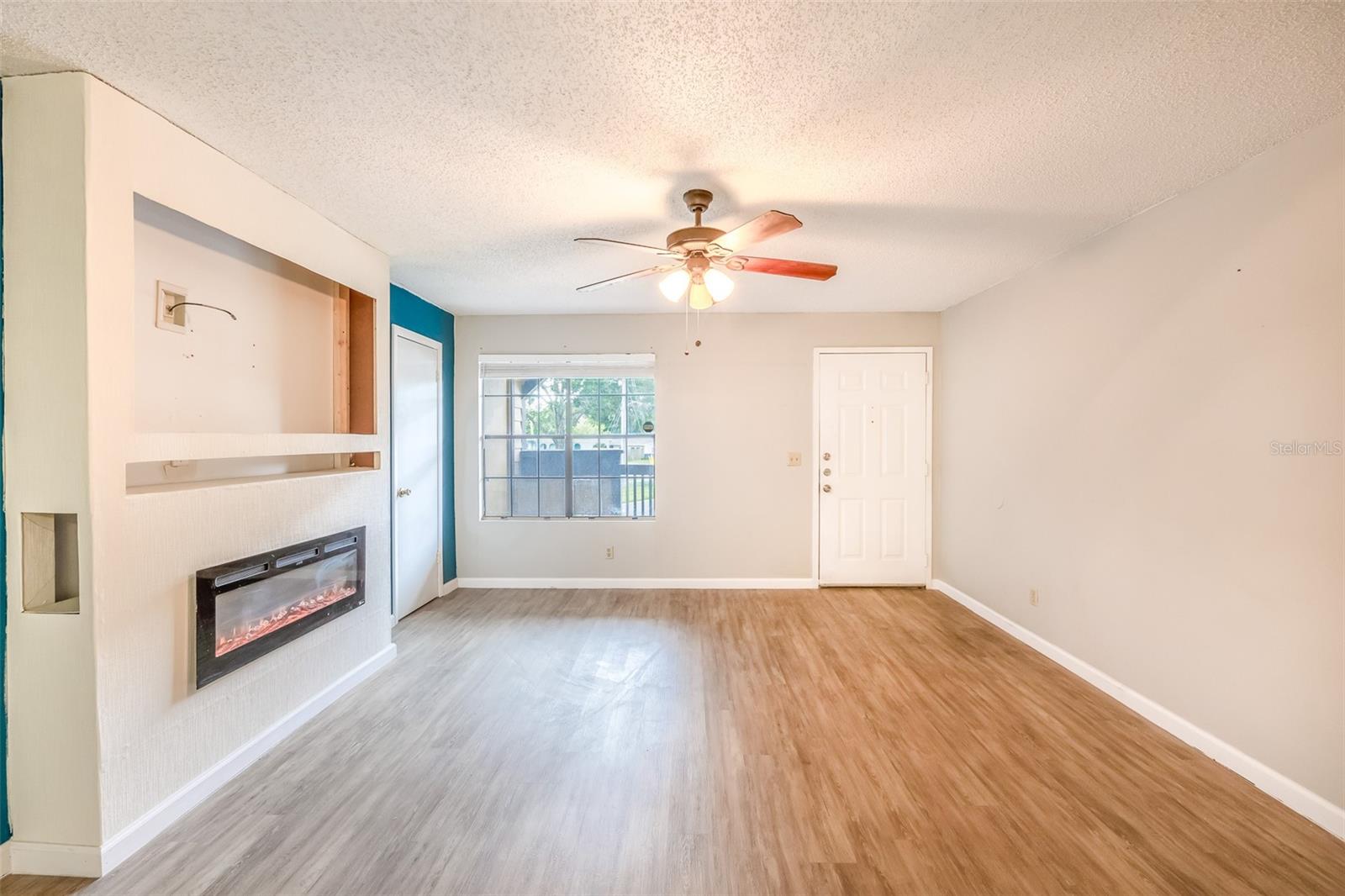 LAKEWOOD PARK A CONDO - Residential