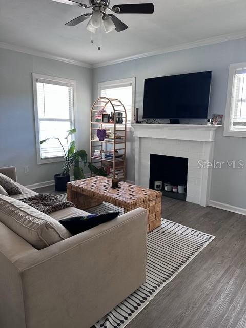 PINECREST - Residential