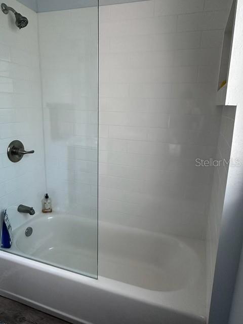 PINECREST - Residential