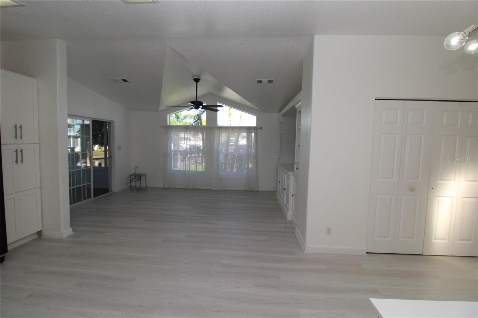 PELICAN HARBOR MOB HOME ESTATES - Residential