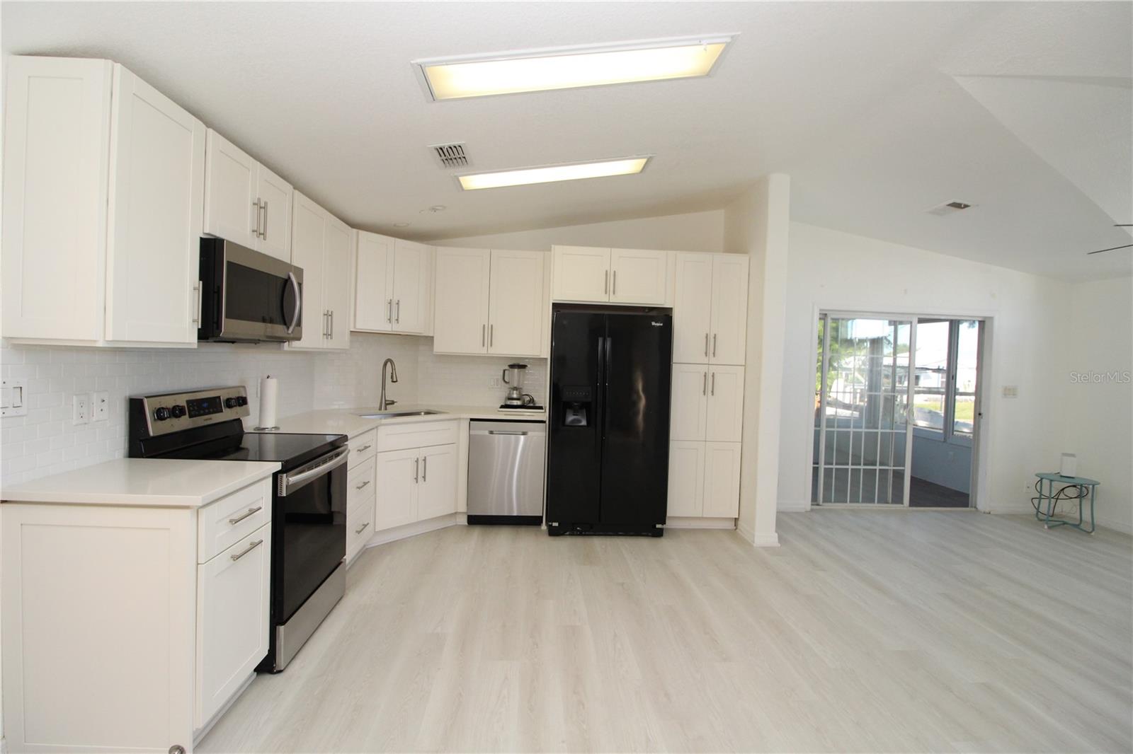 PELICAN HARBOR MOB HOME ESTATES - Residential