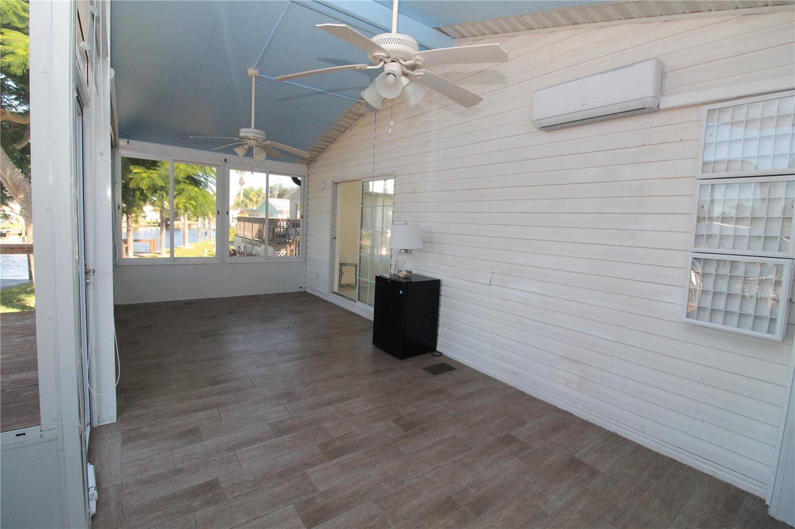 PELICAN HARBOR MOB HOME ESTATES - Residential
