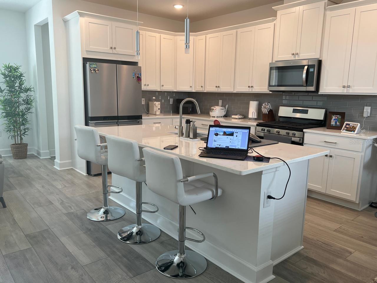 CELEBRATION ISLAND VILLAGE PH 1B - Residential Lease