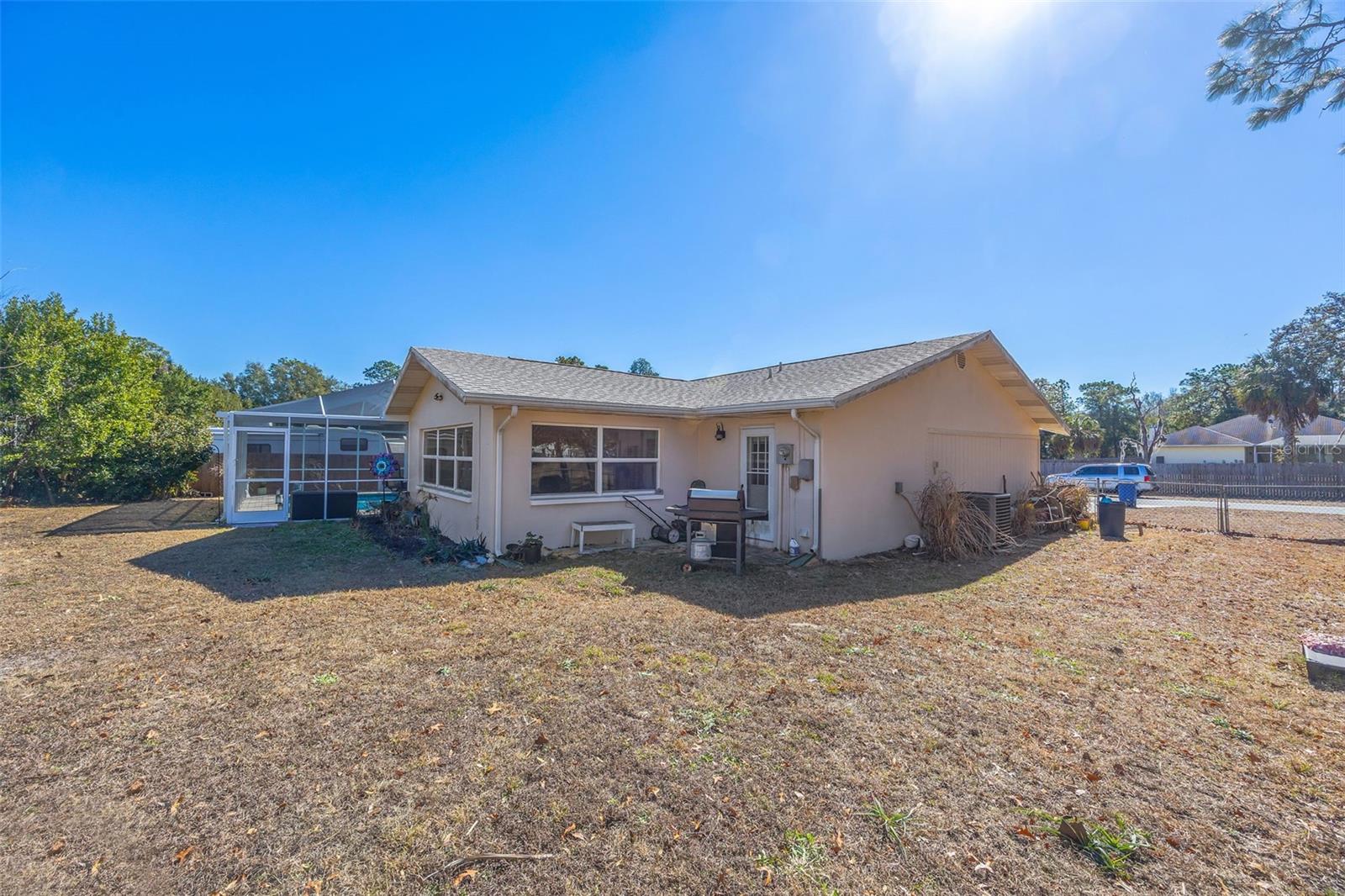 REPLAT OF CHARPIAS ADD - Residential