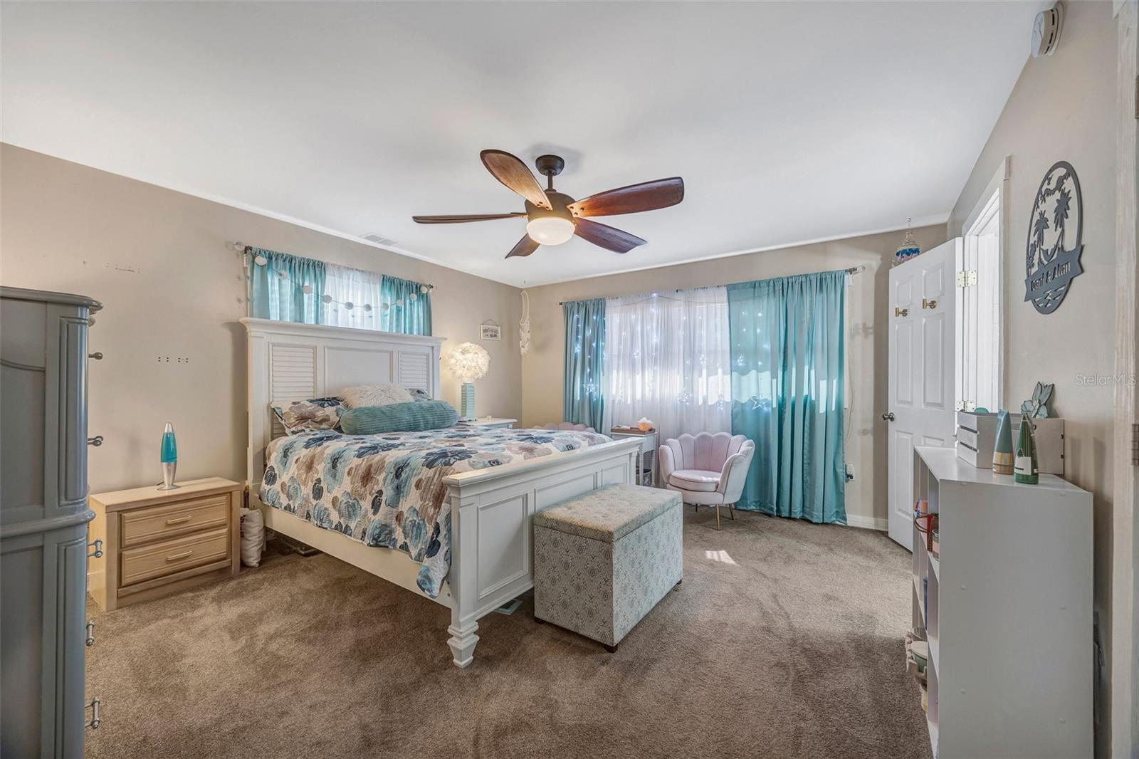 REPLAT OF CHARPIAS ADD - Residential