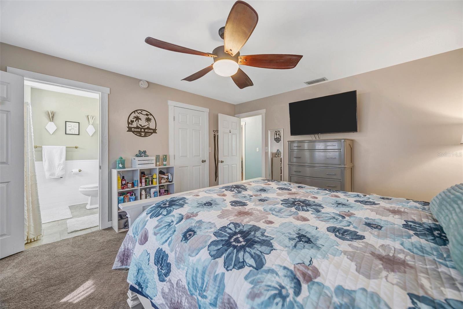 REPLAT OF CHARPIAS ADD - Residential