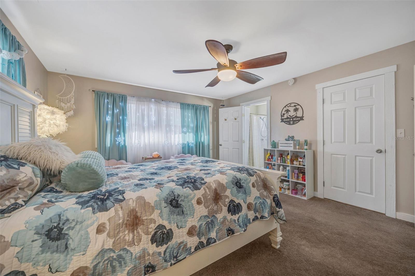 REPLAT OF CHARPIAS ADD - Residential