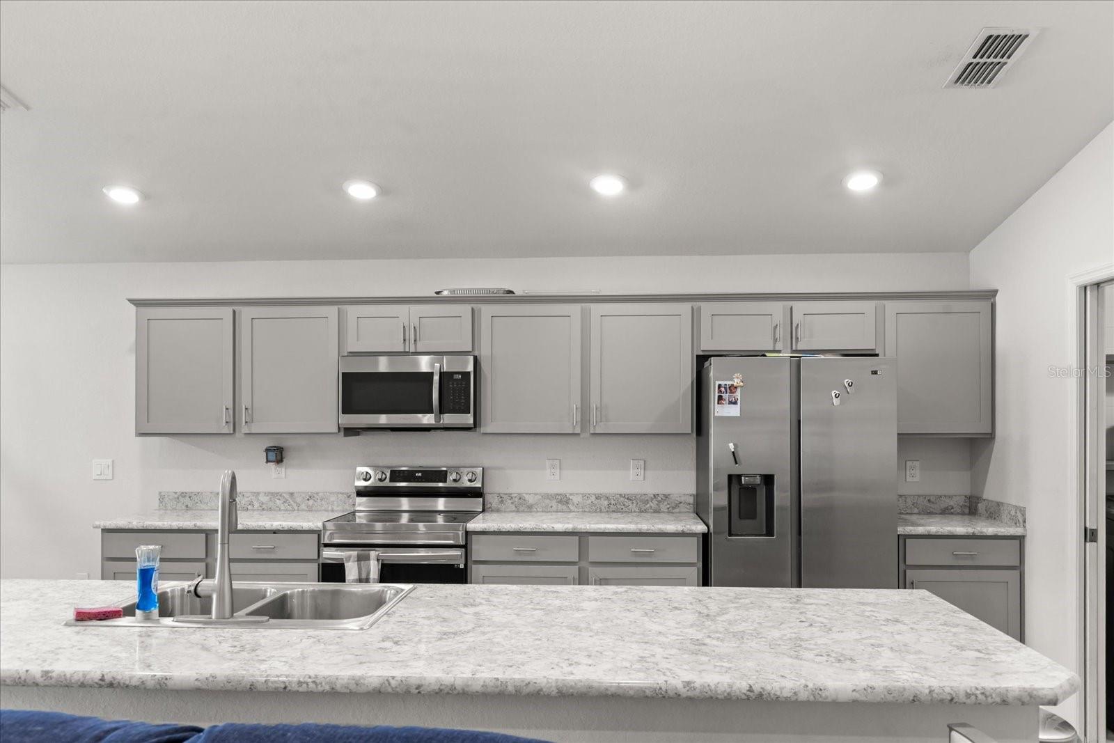 ENCLAVE/LK MYRTLE - Residential